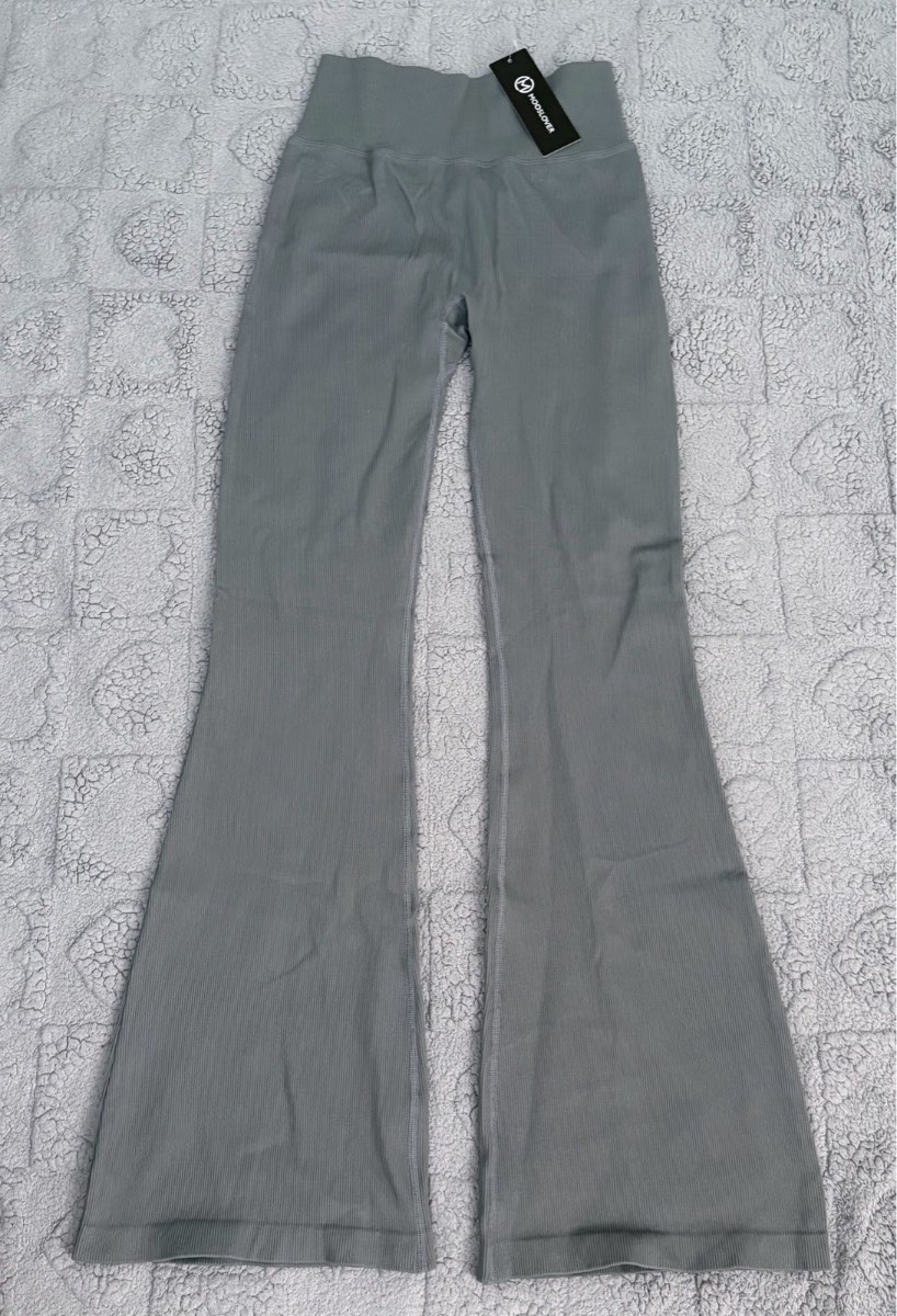 Mooslover flare yoga pants Size S