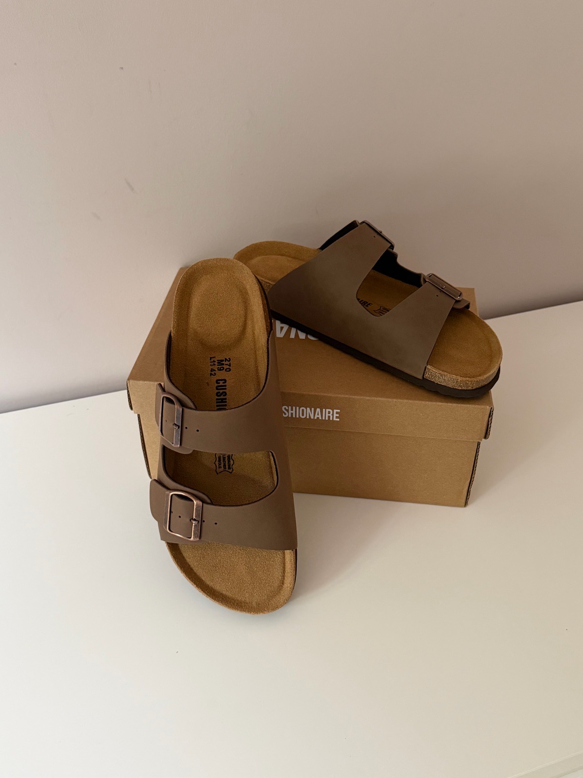 Men’s Cushionaire Lane Cork Sandals Size UK 8 US 9 M