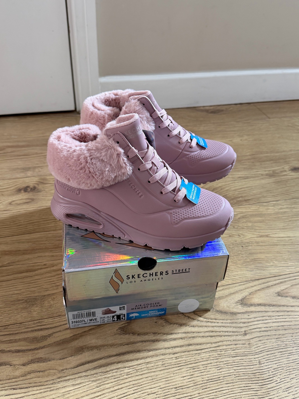 Skechers Uno Rugged - Fall Air Sneaker Boots  Mauve/Pink