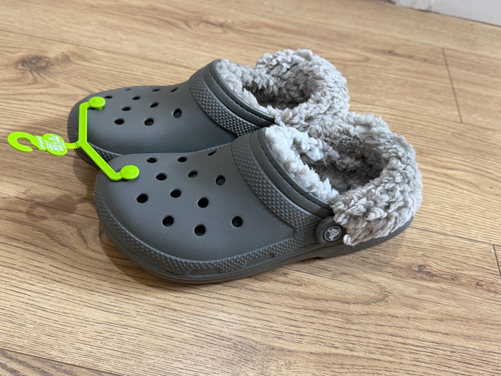 Crocs Classic Fleece Lined Clogs Slate Grey Size: UK Women’s 5 Men’s 6