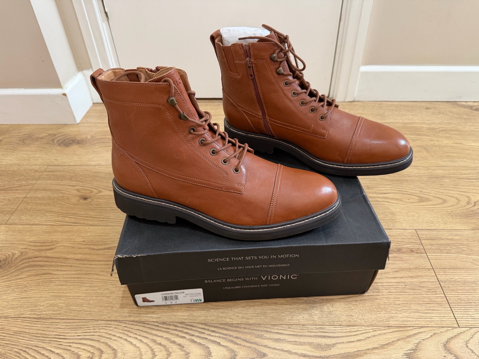 Vionic Men's Livermore Lace Up Boots Tan Leather UK Size 12 Wide Fit
