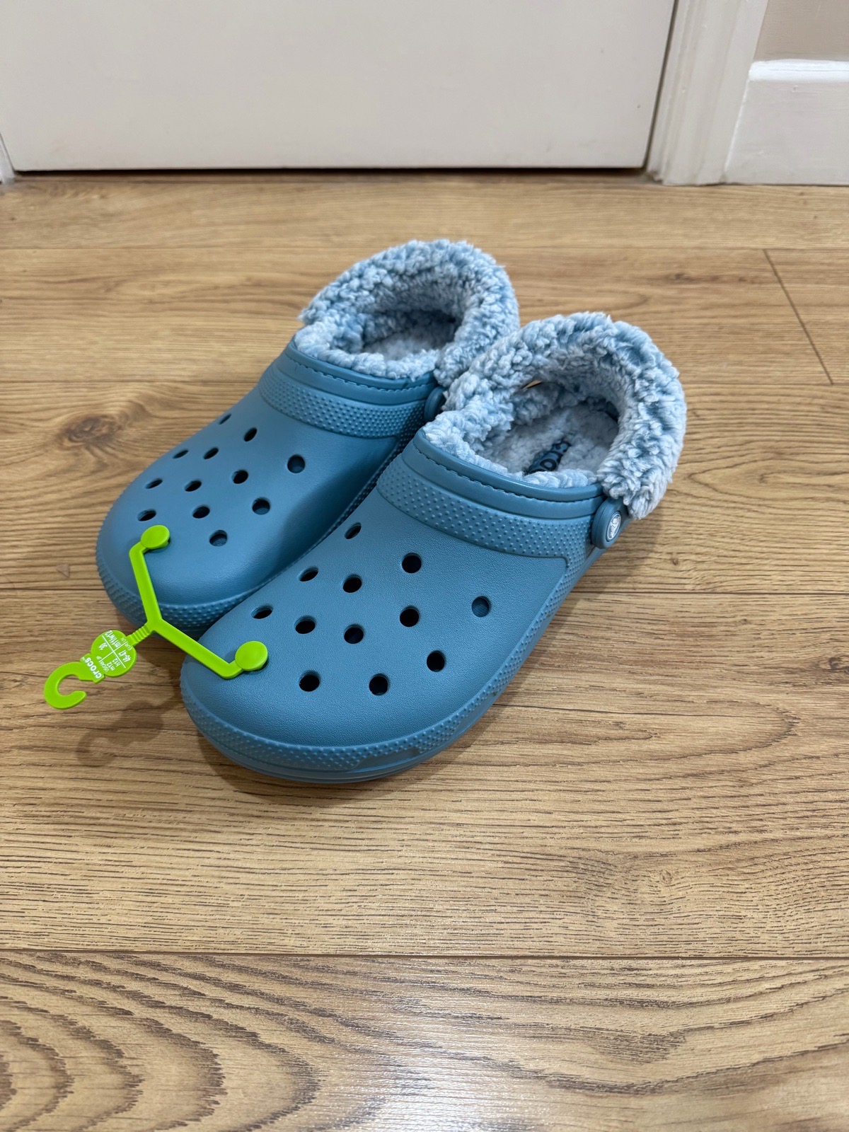Crocs Classic Fleece Lined Clogs Blue Size: UK Men’s 11 Women’s 12 UK