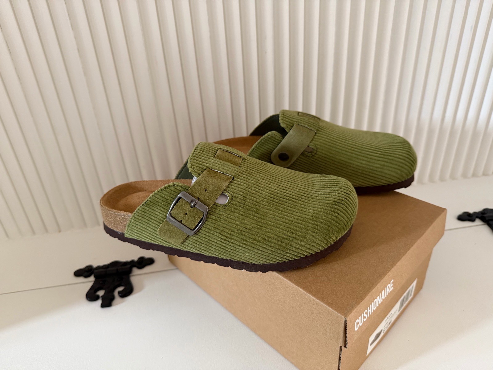 Cushionaire Women's Hana Cork Footbed Clog In Khaki