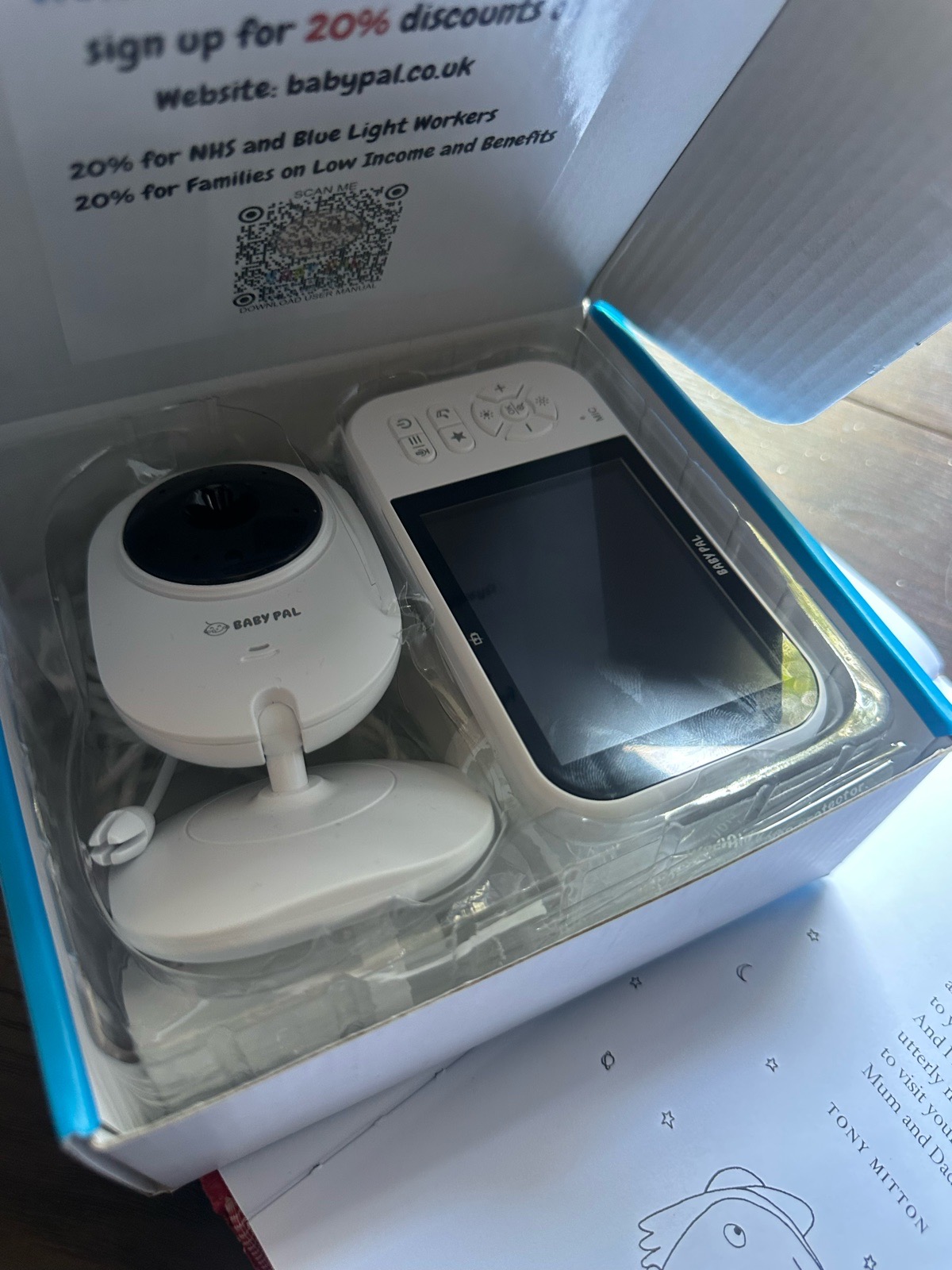 Baby PaL Monitor • HD Screen • Clear Audio • Nursery Essential