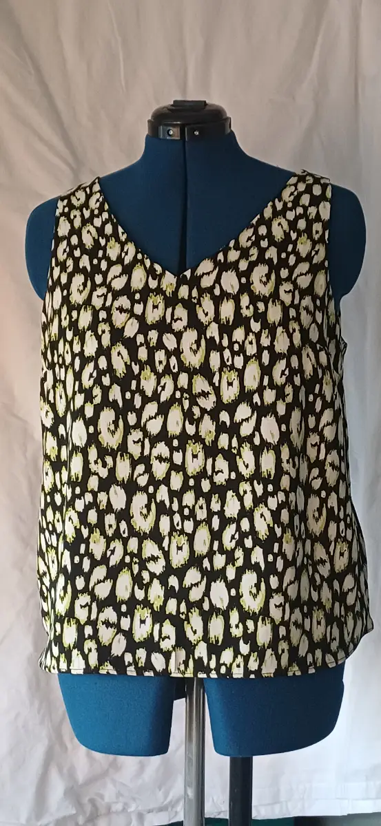 Womens George Sleeveless Summer Top size 16 v neck,  black green splodge,