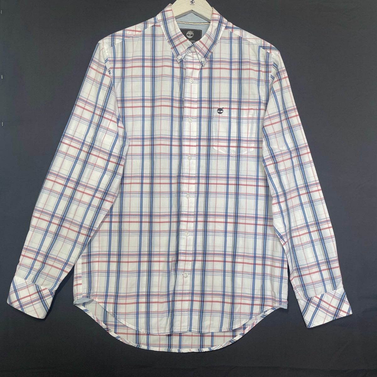 Timberland Earthkeepers White, Blue & Red Checked Long Sleeve Shirt Size Medium.