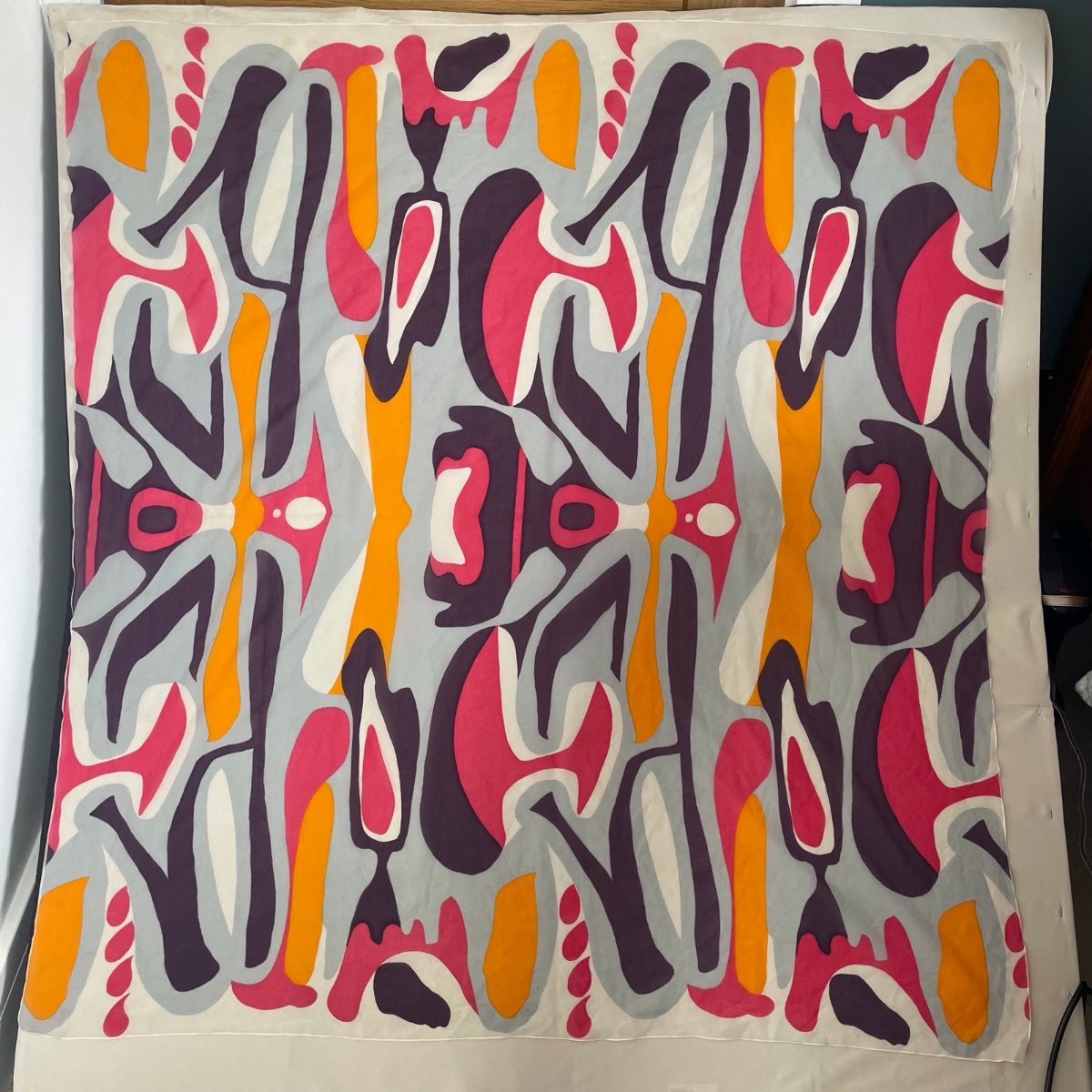 Multicoloured geometric neck scarf
