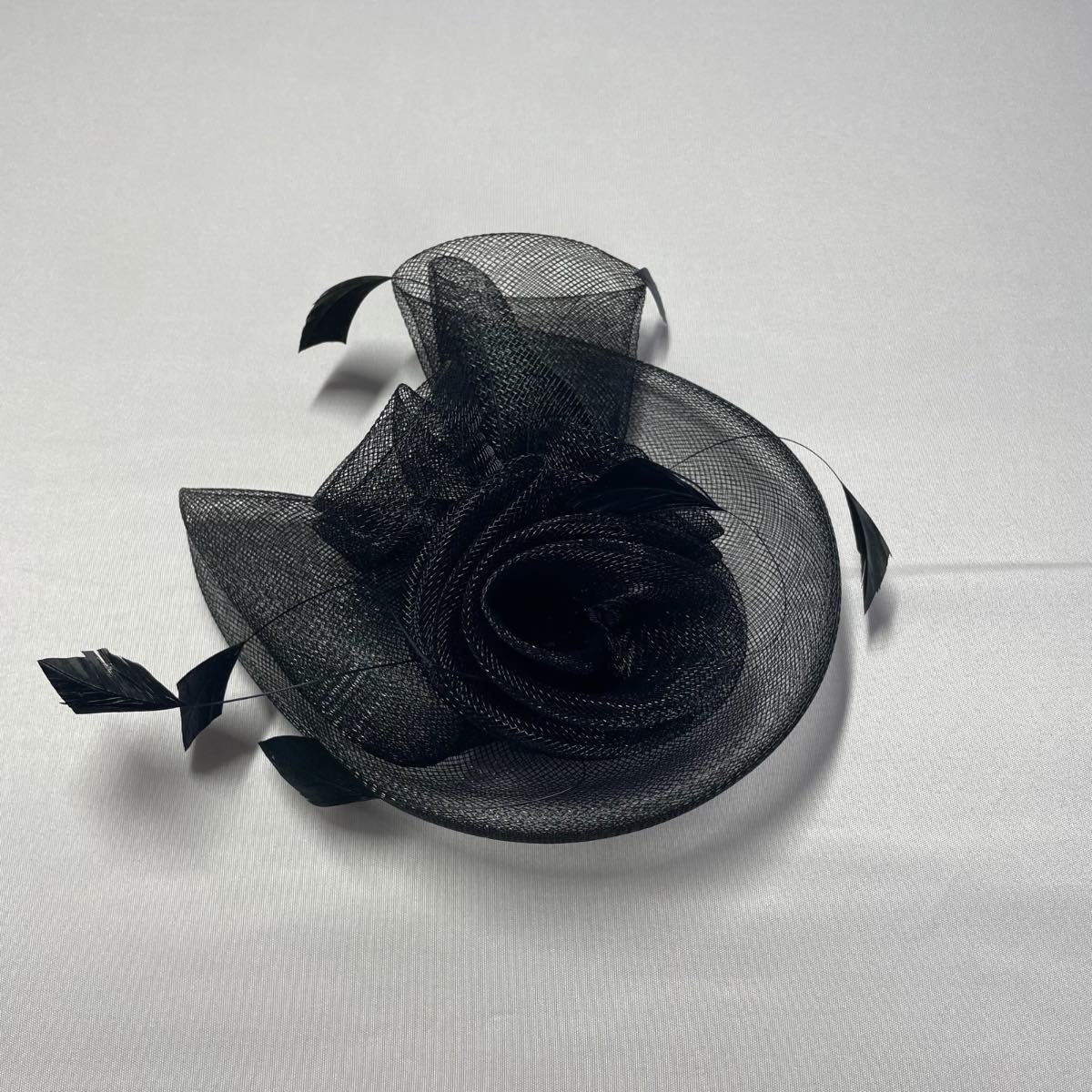 Black feather clip on fascinator