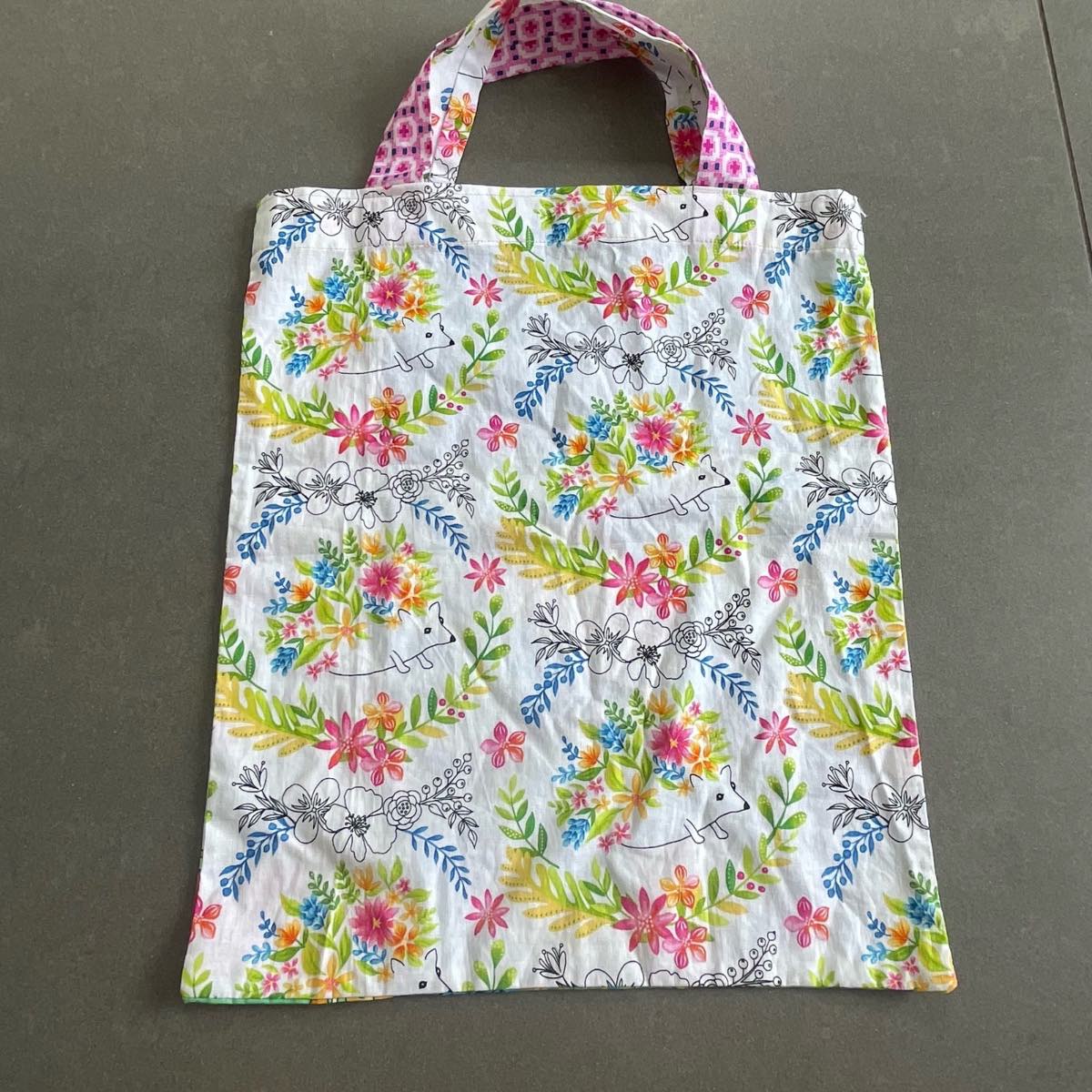 Multicoloured hedgehog/ fish pattern shopping tote bag