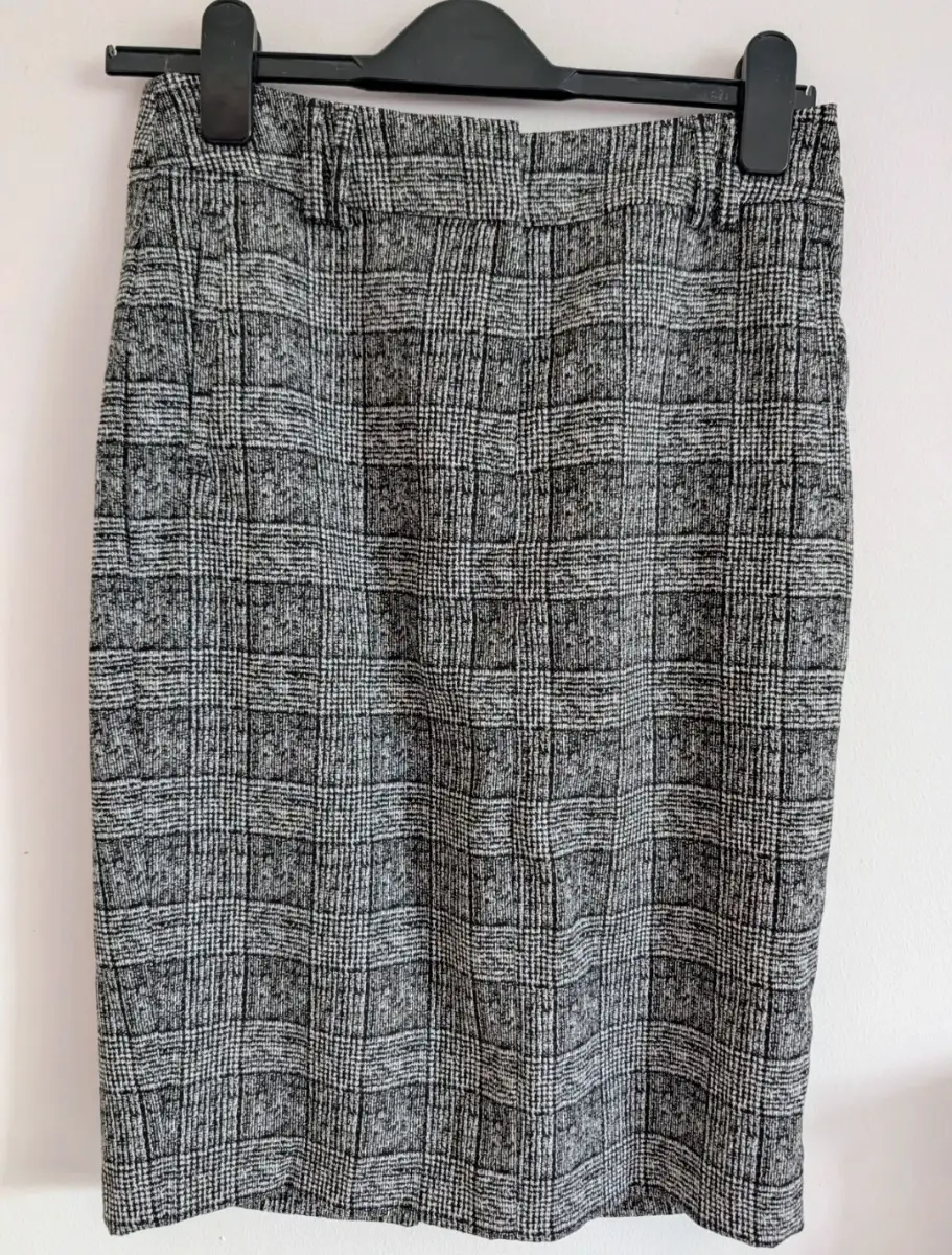 M&S grey work skirt UK 10