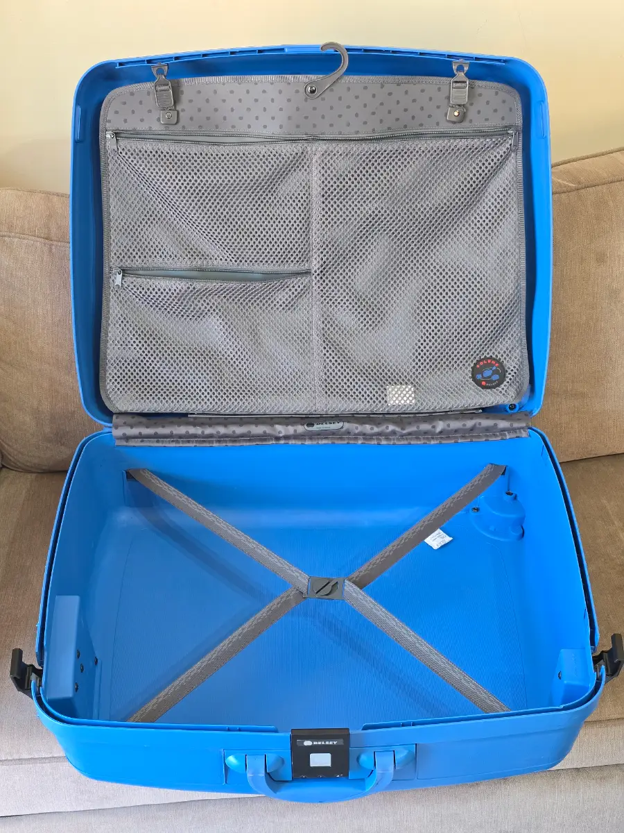 DELSEY Club Vintage Hard Shell Wheeled Suitcase With 3-Point Lock, 69x54x24 cm