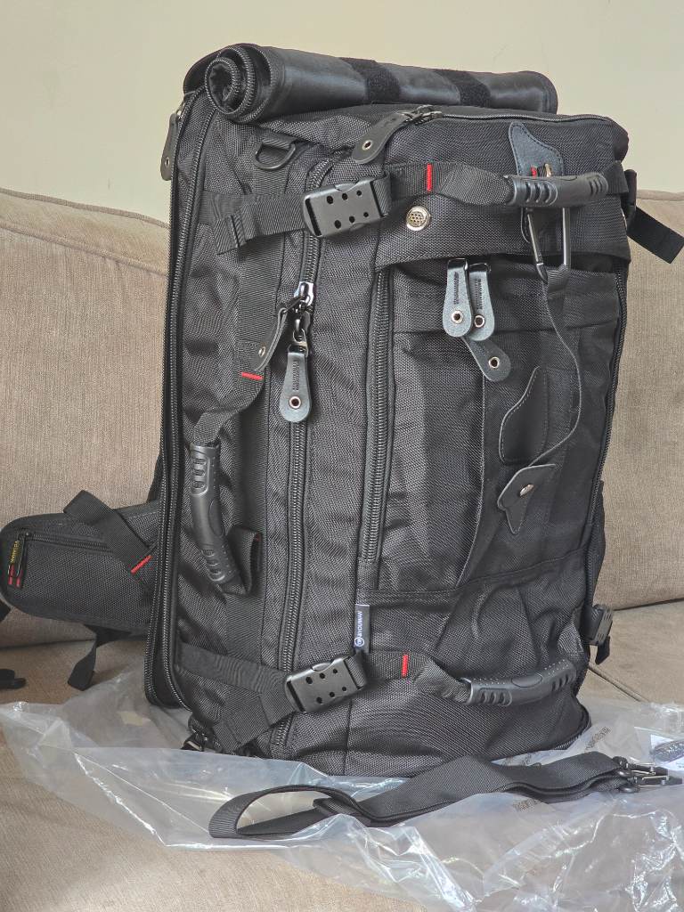 YOUMIAN Heavy-Duty Expandable Multifunctional Mountaineering Backpack, with Shoe Compartment