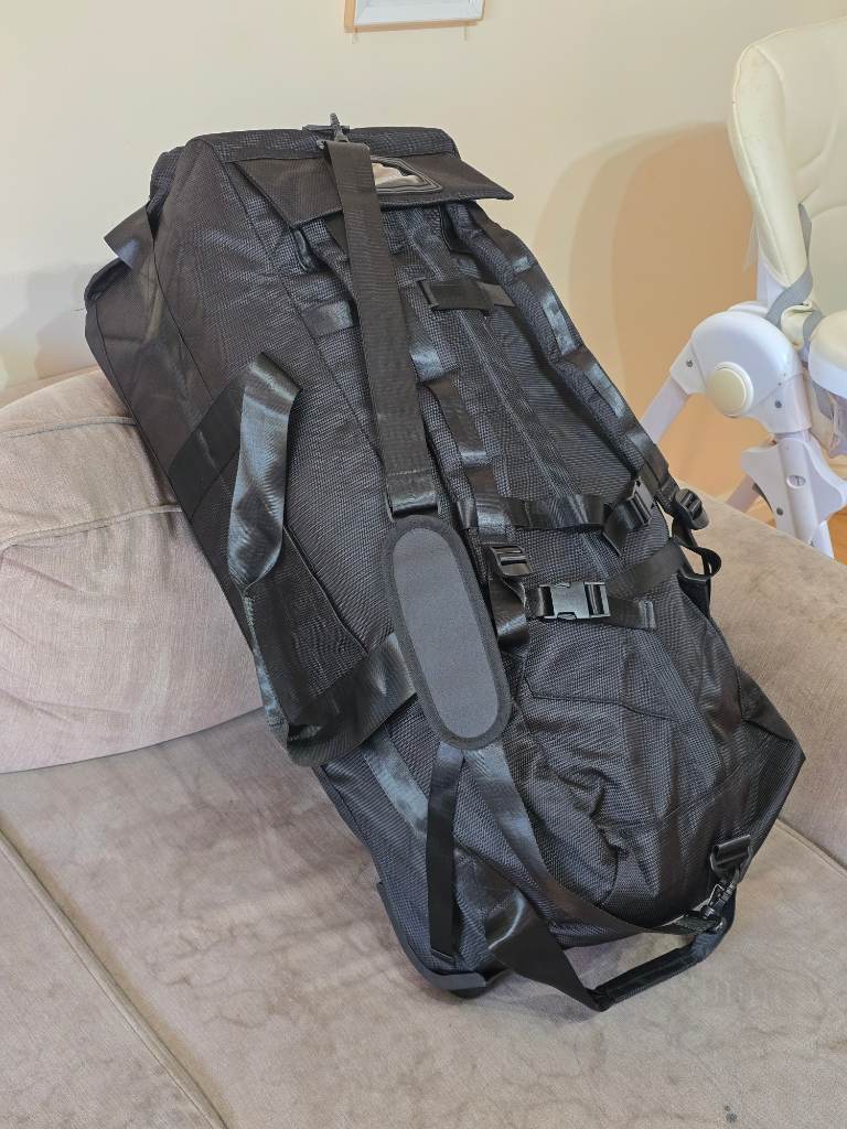 Black 90L+ Extra Large-Capacity Oxford Multifunctional Wheeled Duffle Holdall Bag