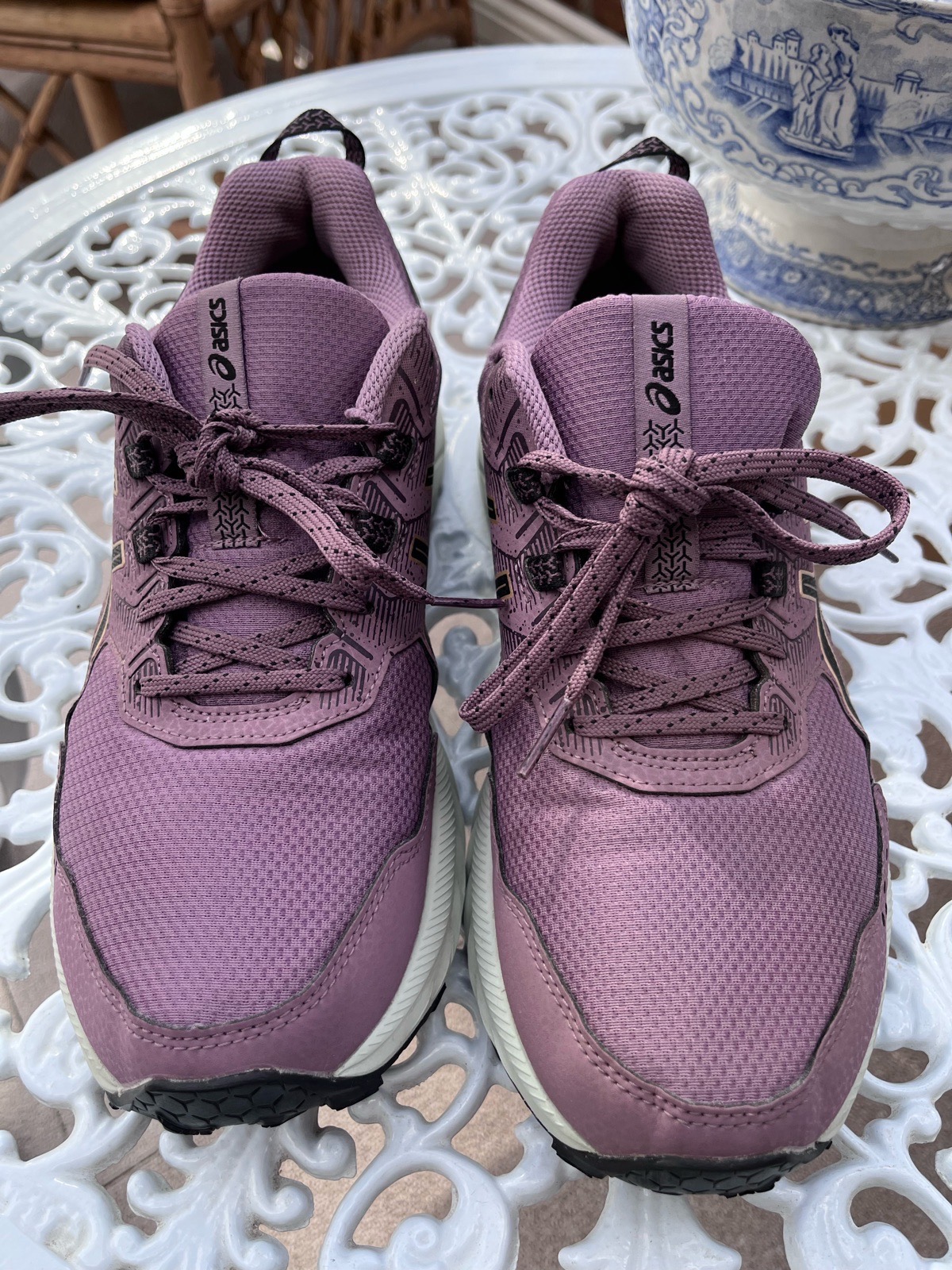 ASICS gel venture 9 size 7.5