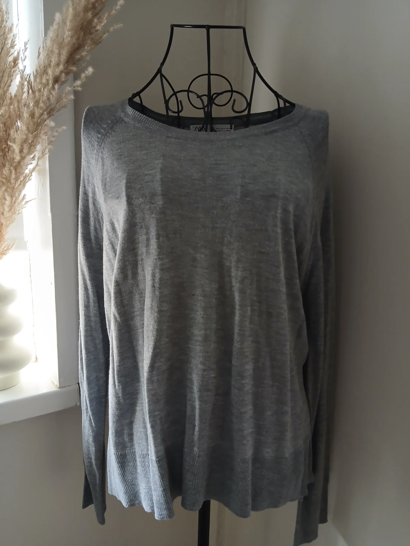 Zara grey fine knit long sleeve top | Size S | Lightweight | Soft touch