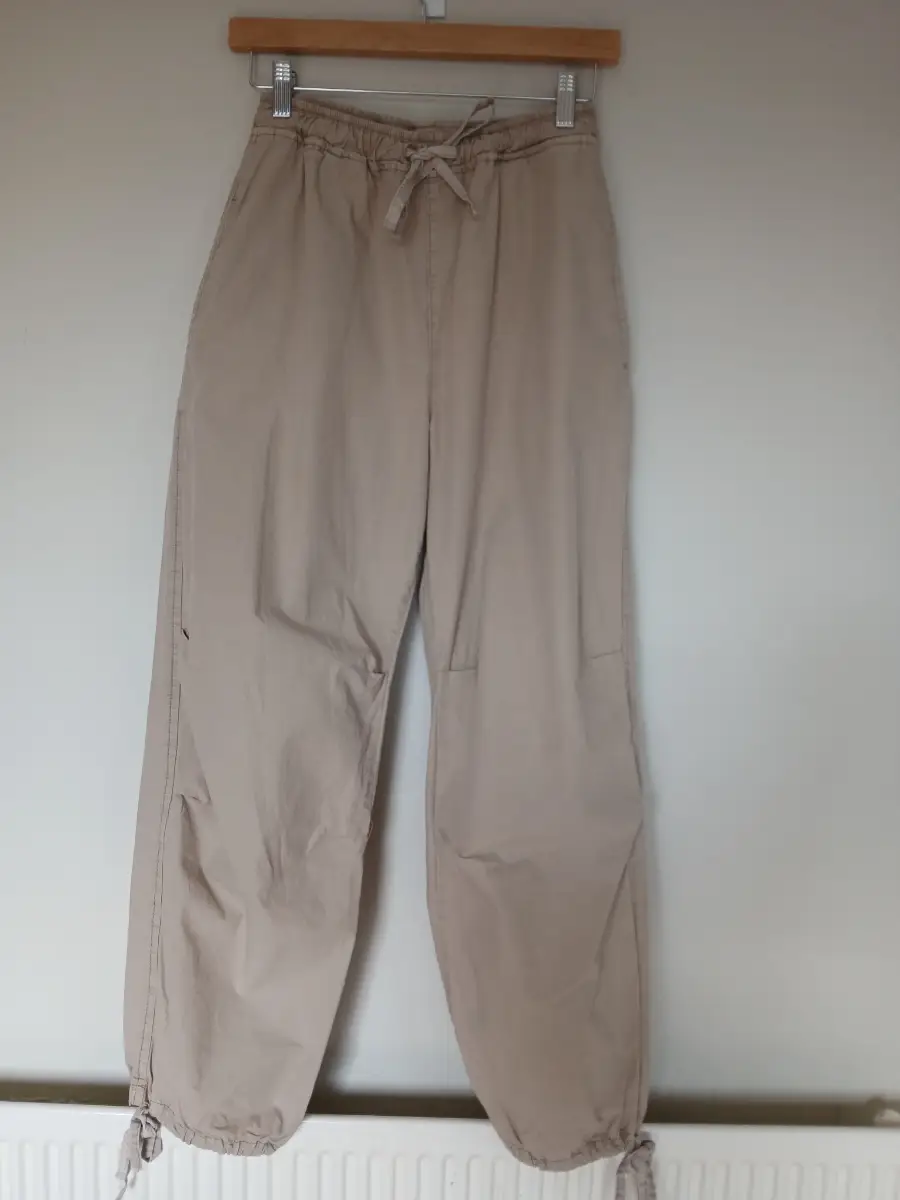 Beige Parachute Trousers | Stradivarius | XS | Cargo Style | Tie Hem | Y2K