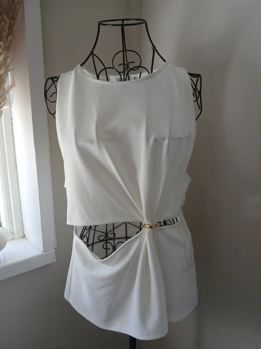 Zara White Cut Out Sleeveless Top | Gold Hardware Detail | Size L UK 12-14 | New With Tags