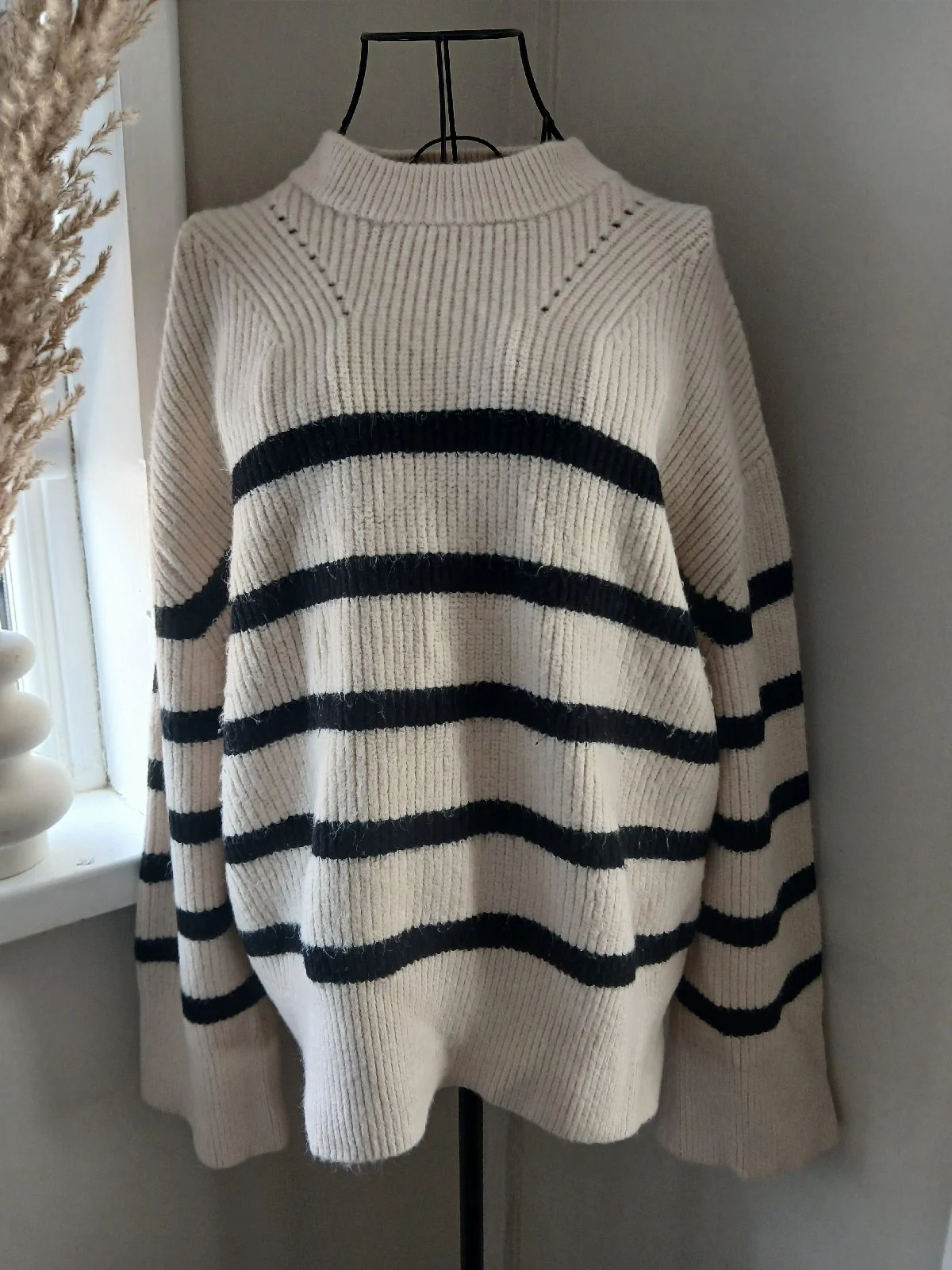 Zara cream black striped jumper | Size S | Chunky knit | Wide sleeves