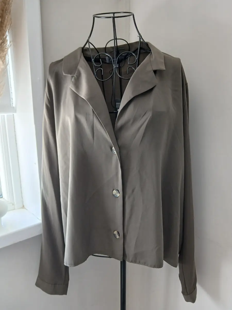Primark Khaki Cropped Blazer Shirt | Size UK 20 | Smart Casual