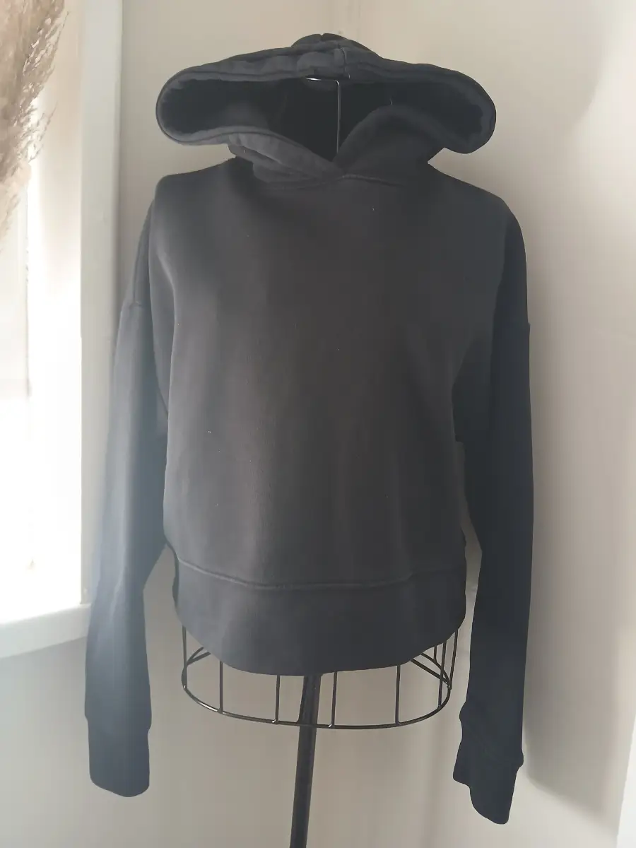 Zara Black Cropped Hoodie | Size S UK 8‑10 | relaxed Fit