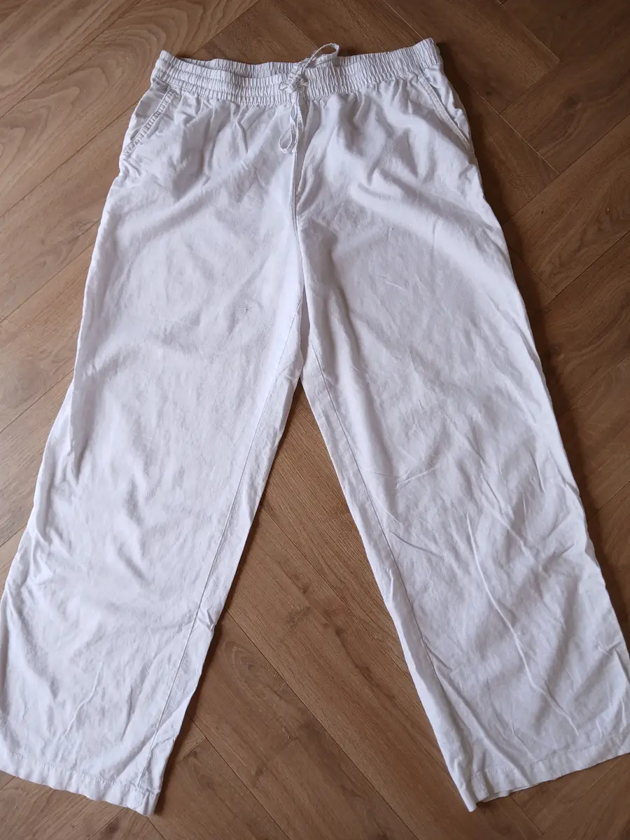 H&M White Wide Leg Trousers | Size L | Elastic Waist | Summer | Holiday | Linen Look