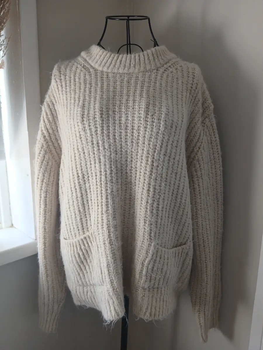 Zara Chunky Knit Jumper | Cream | Size M | Ribbed | Pocket Jumper | Cosy Winter