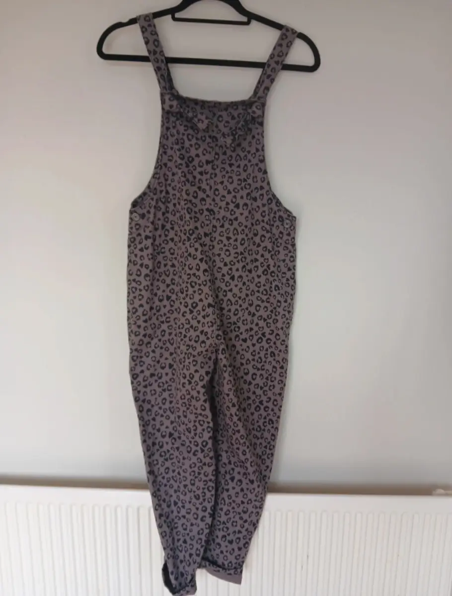 Leopard print cotton dungarees | Mauve/Black | Age 10 | Casual fit