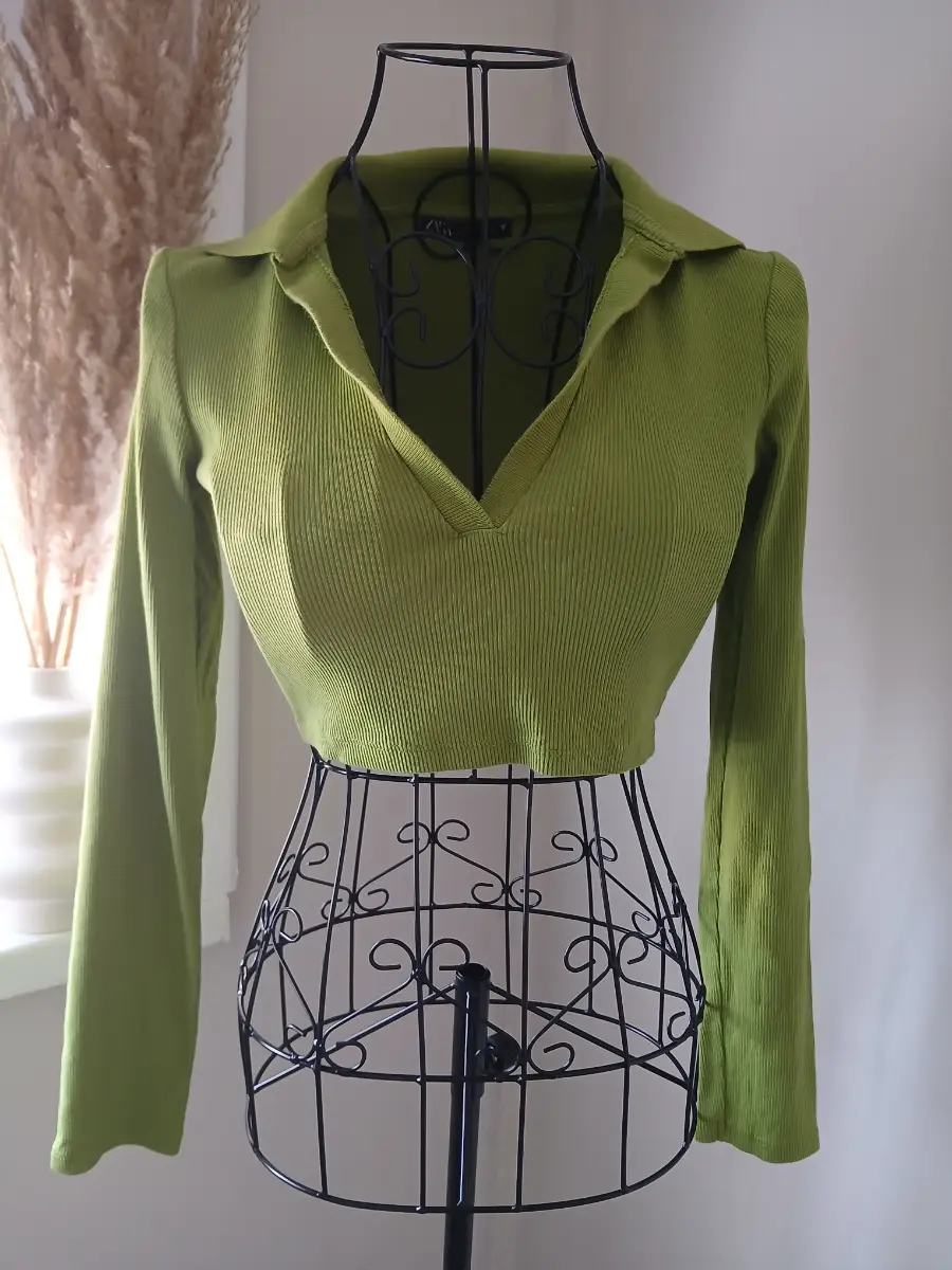 Zara Olive Green Ribbed Collared Long Sleeve Crop Top | Size S