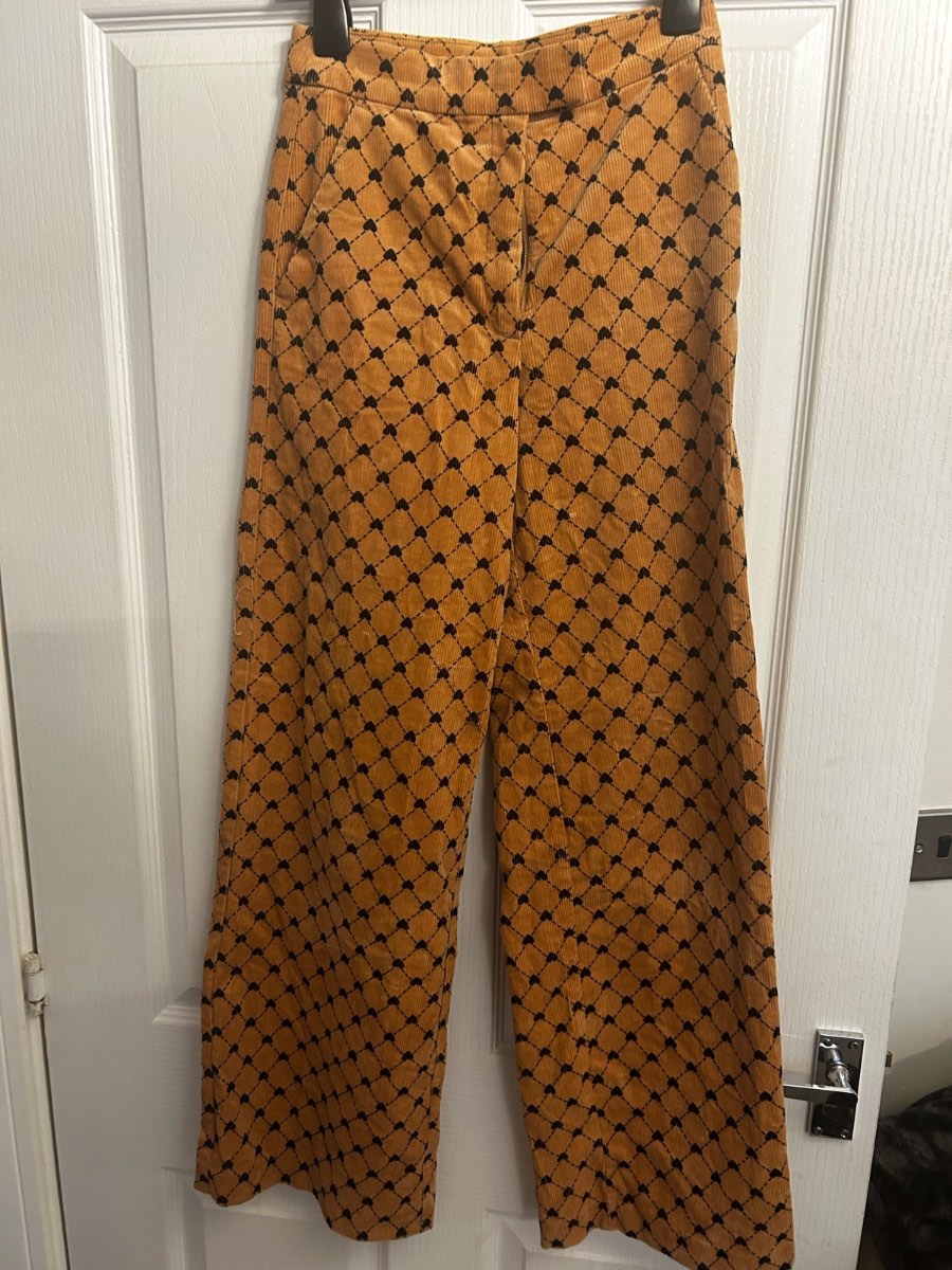Monki Mustard Corduroy Wide Leg Trousers – Heart Print, Size 34 (UK 6)