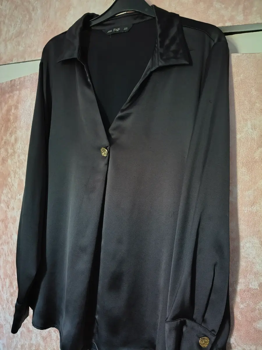 Black shirt
