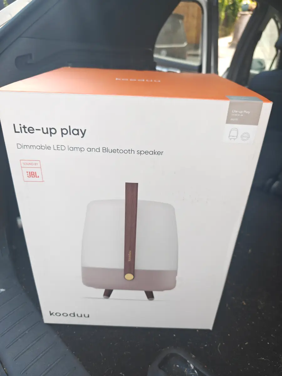 Kooduu lite up play jbl speaker and dimmable light retail for £200