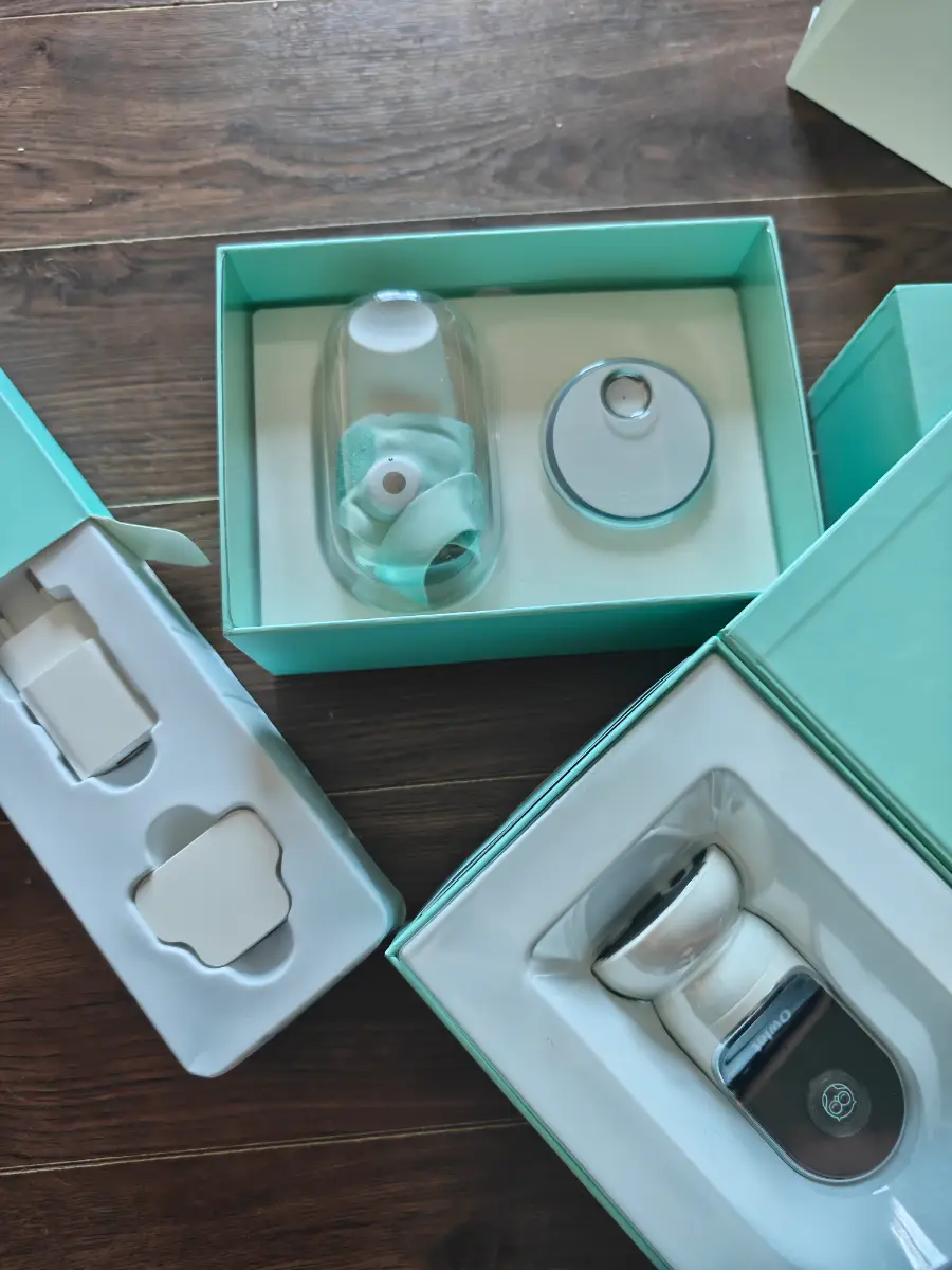 Owlet Smart Sock 3rd Generation Baby Monitor and camera duo set new opened retail for £350