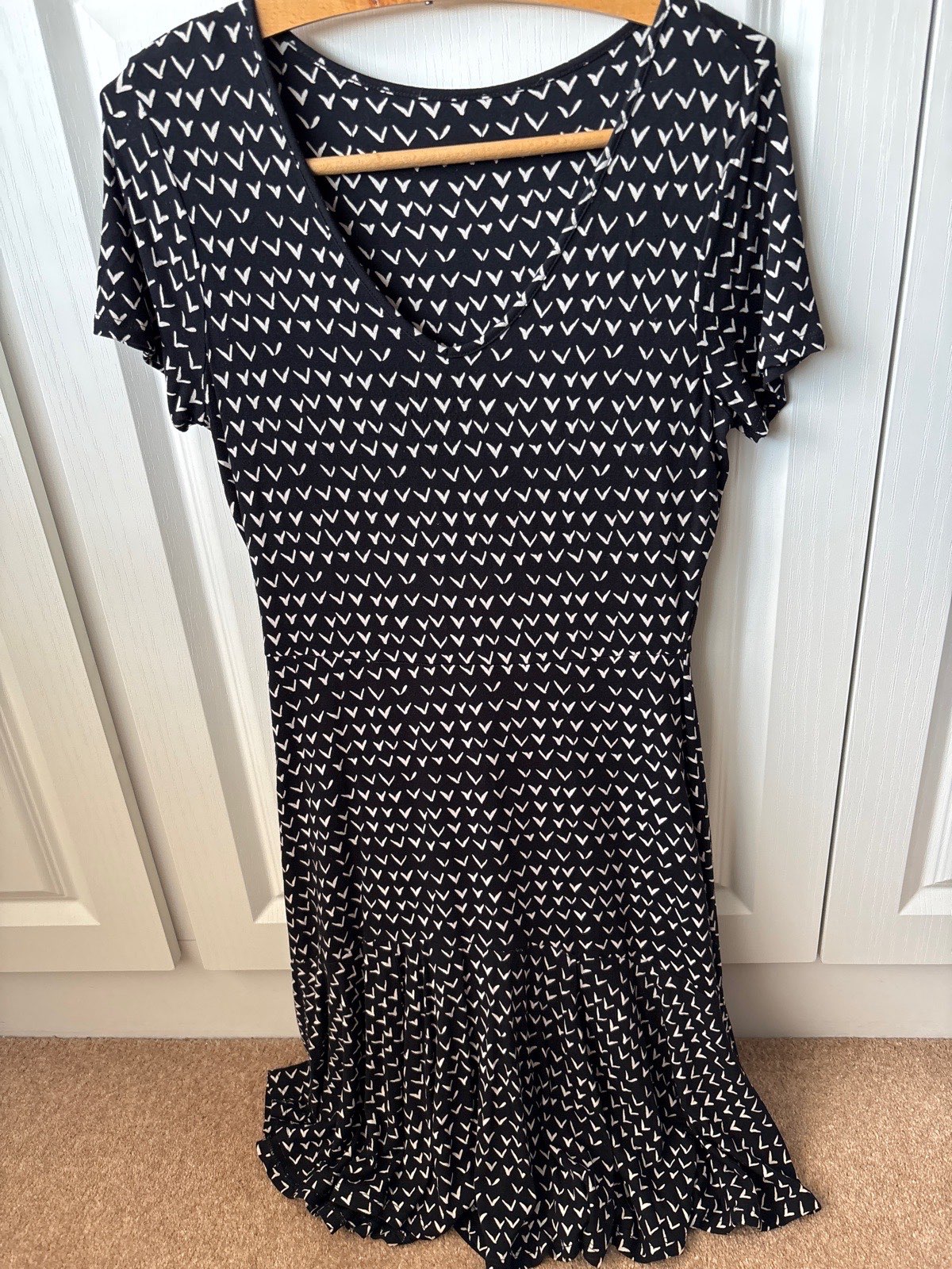 Next size 8 Knee length dress