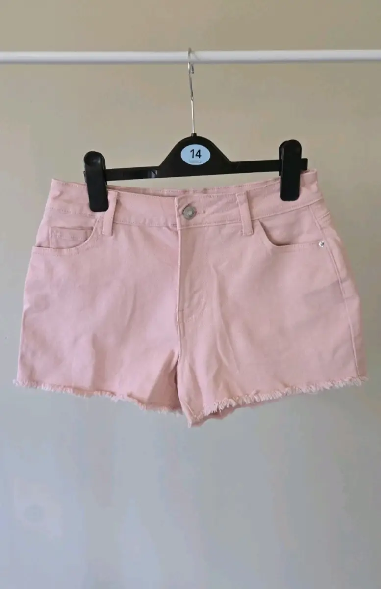 Primark Pastel Pink Denim Shorts | UK 8 | Frayed Raw Hem | Stretch Y2K Barbiecore