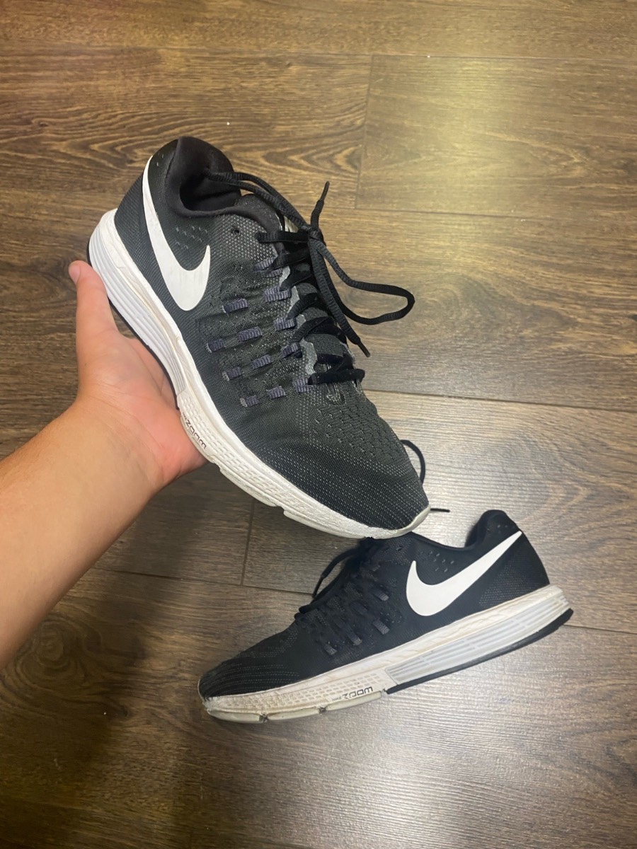 Nike Air Zoom vomero Running Trainers - Black / White - Size UK 9