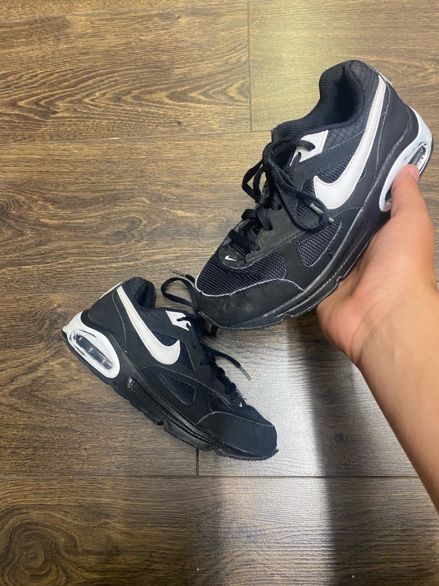 Nike air max command Uk 2 black/white