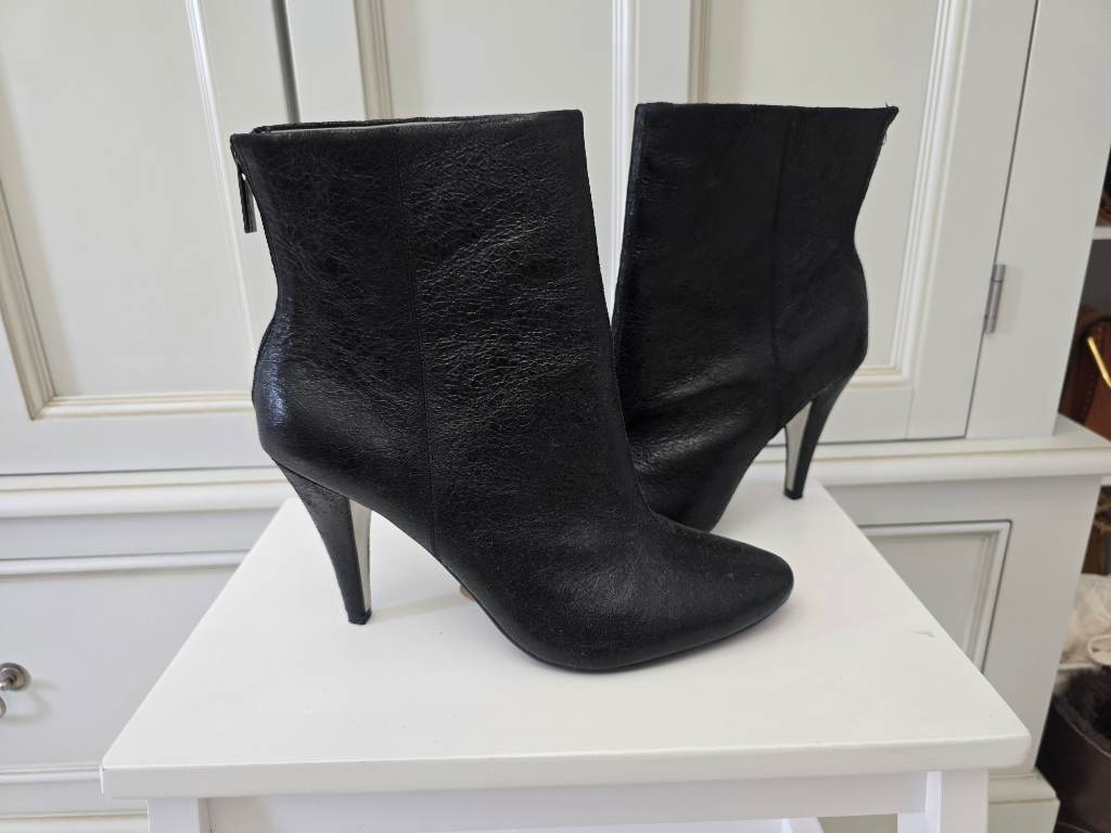 Stunning Kenneth Cole black leather ankle heel boots uk 7.5