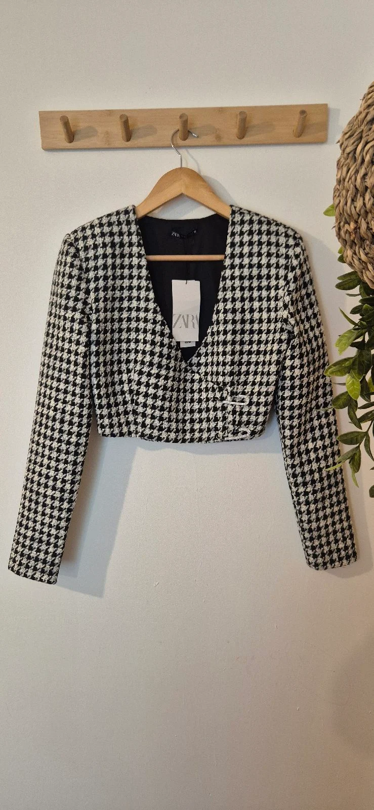 NWT Zara Houndstooth Cropped Blazer Jacket Crystal Safety Pin Brooch Black White M UK 10