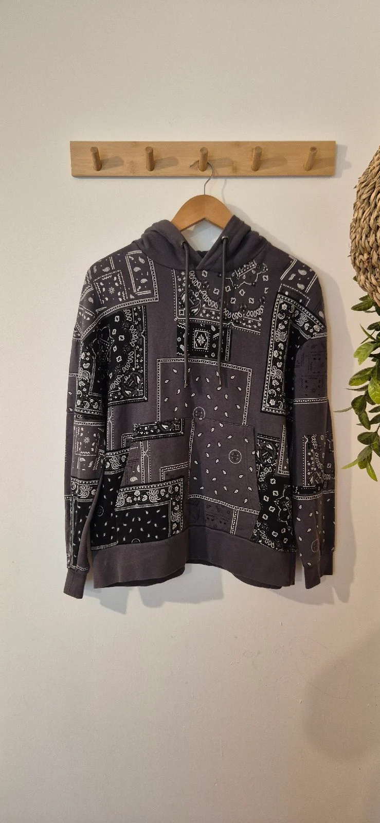 Zara Man Bandana Print Patchwork Hoodie Grey Paisley Streetwear Unisex Size Small / S