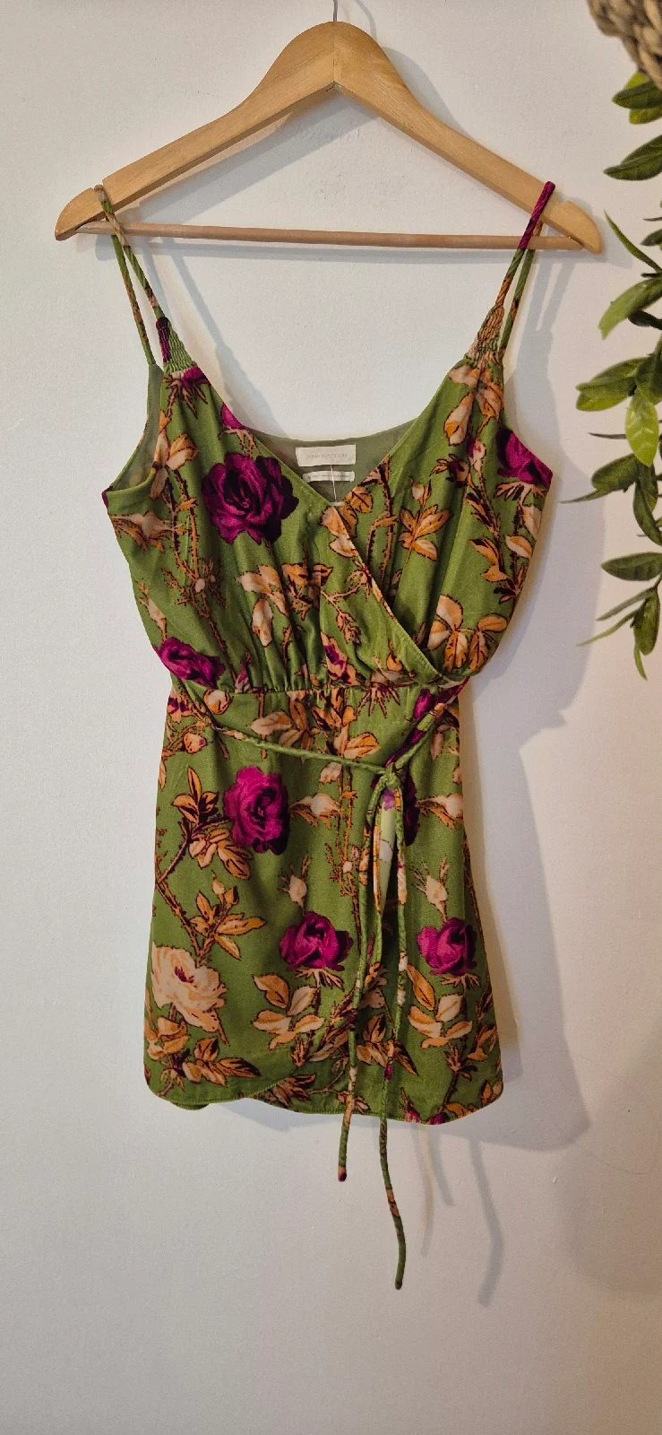 Urban Outfitters Joelle Green Floral Wrap Mini Dress Pink Rose M UK 10/12 Beautiful