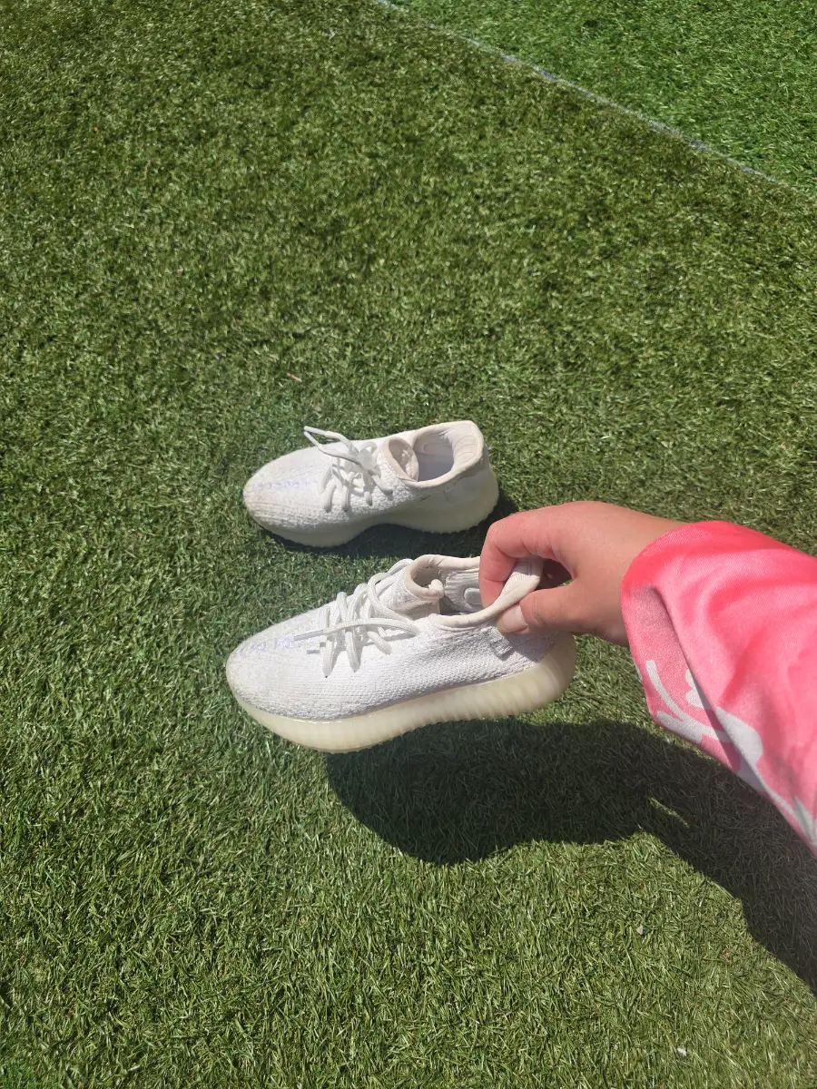 Adidas yeezy white uk 11 kids