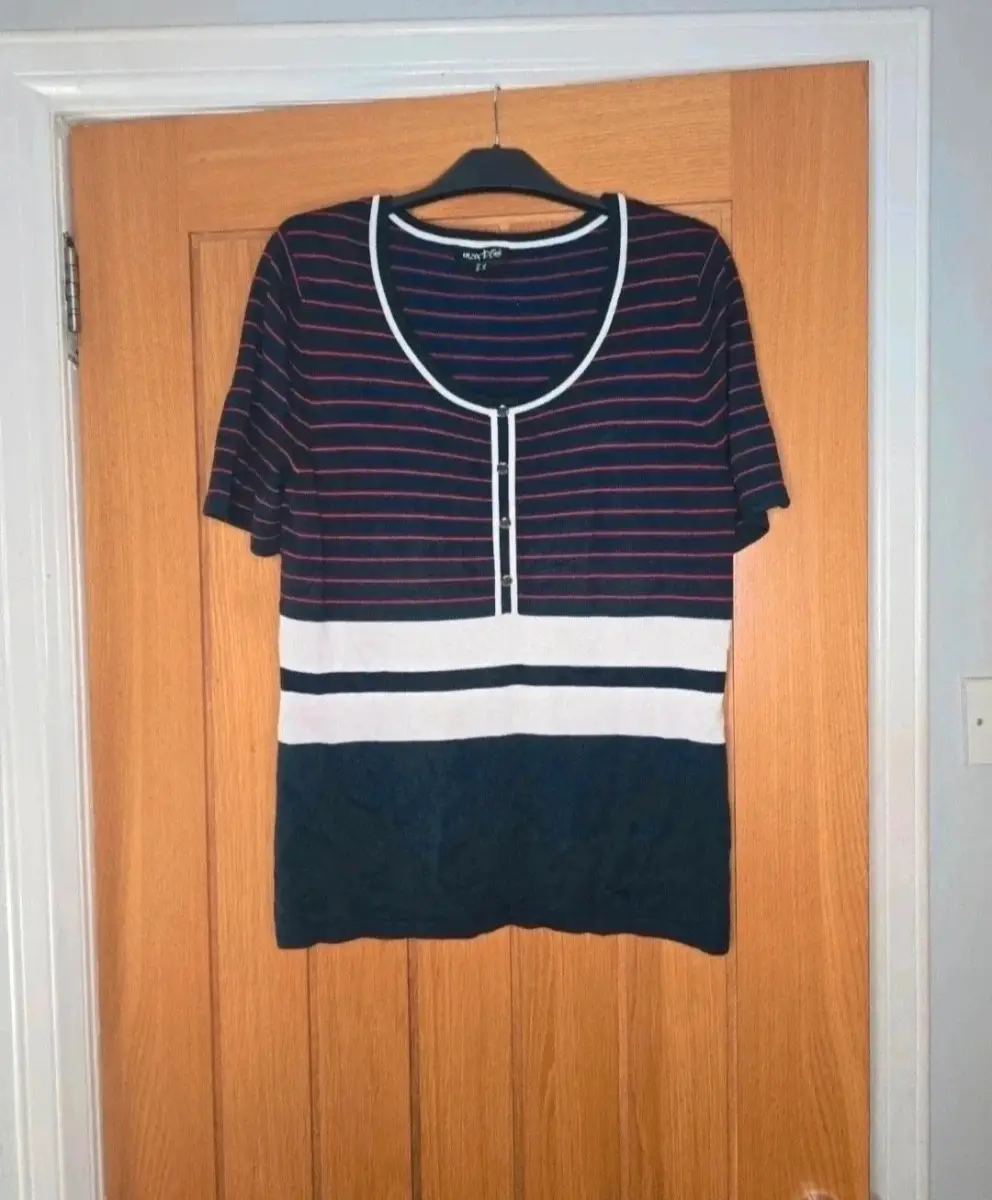 Marble Size 12 Stretchy Short Sleeved Top