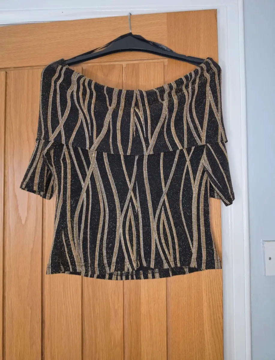 Vintage Joseph Ribkoff Size 10 Black And Gold Off-The-Shoulder Top