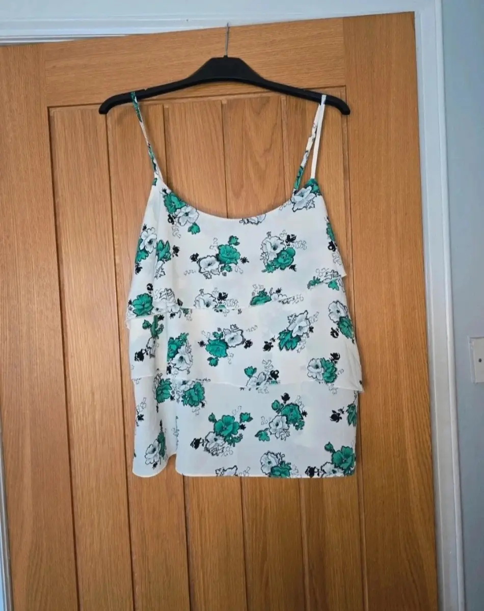 Oasis White And Green Size 16 Cami Top With Adjustable Straps