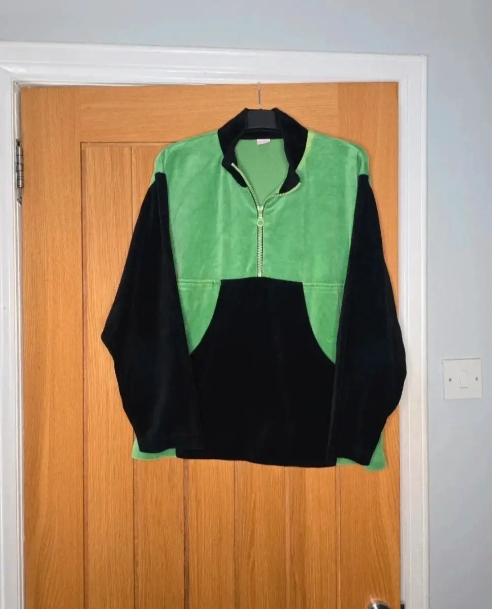 Vintage Beldona Size 14 Black And Green Half Zip Jumper