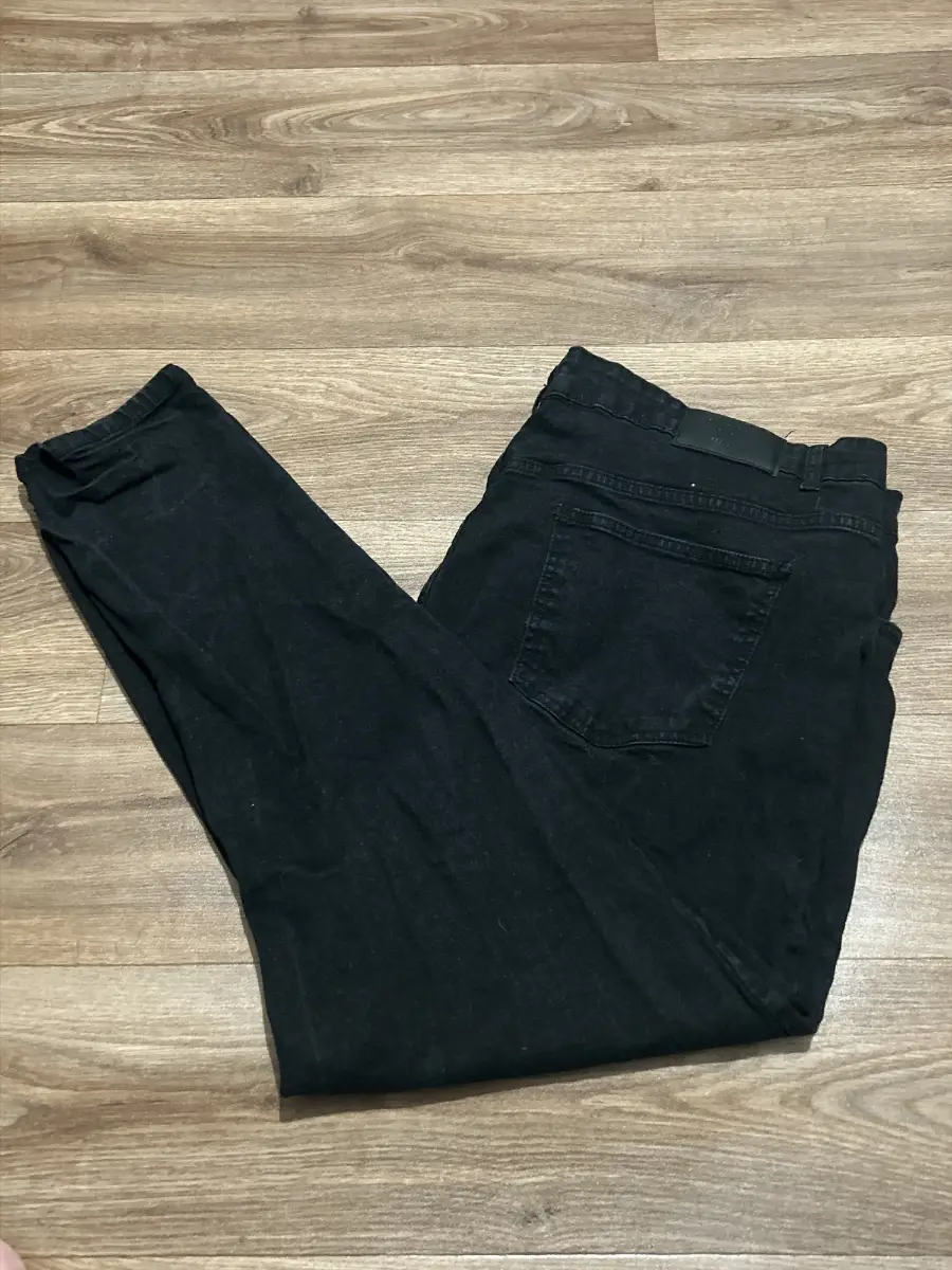 Mens Boohoo Man Black Jeans Size 46