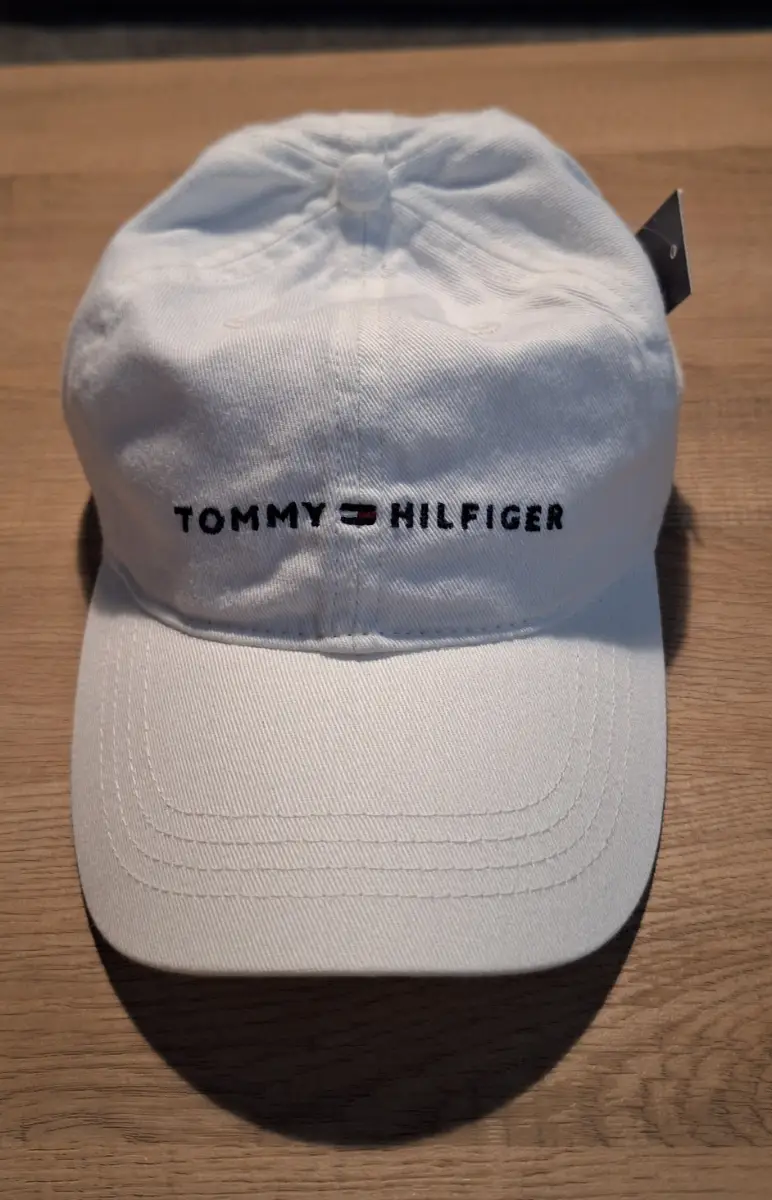 Tommy hilfiger cap. One size fits all. Brand new with tags