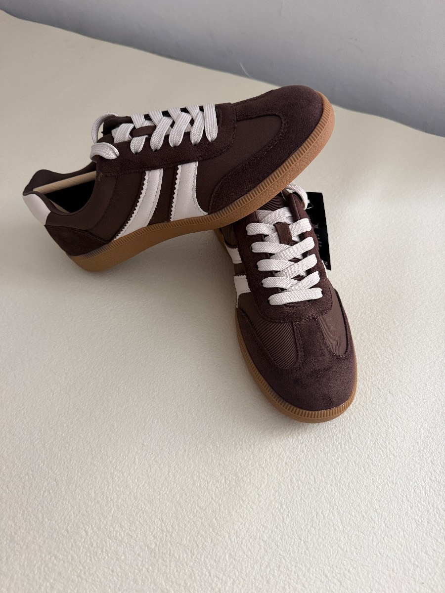 Ladies Brown Trainers