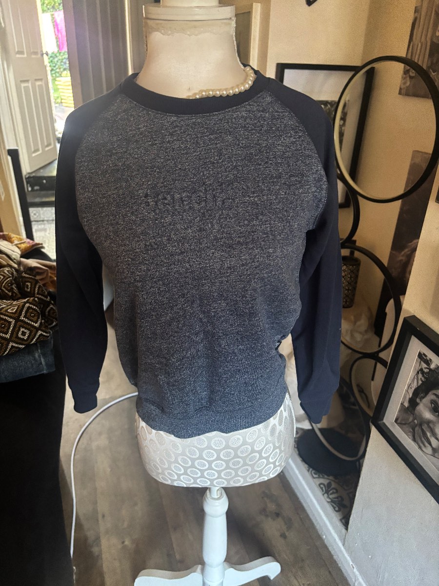 Genuine Bench Boys Navy Jumper Age 9–10 Years Great Condition