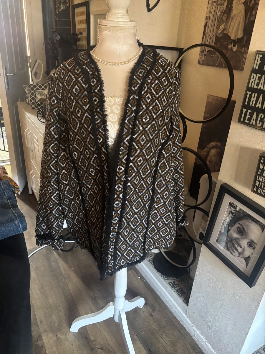 M&S Black & Gold Jacket – Size 20 – Very Good Condition